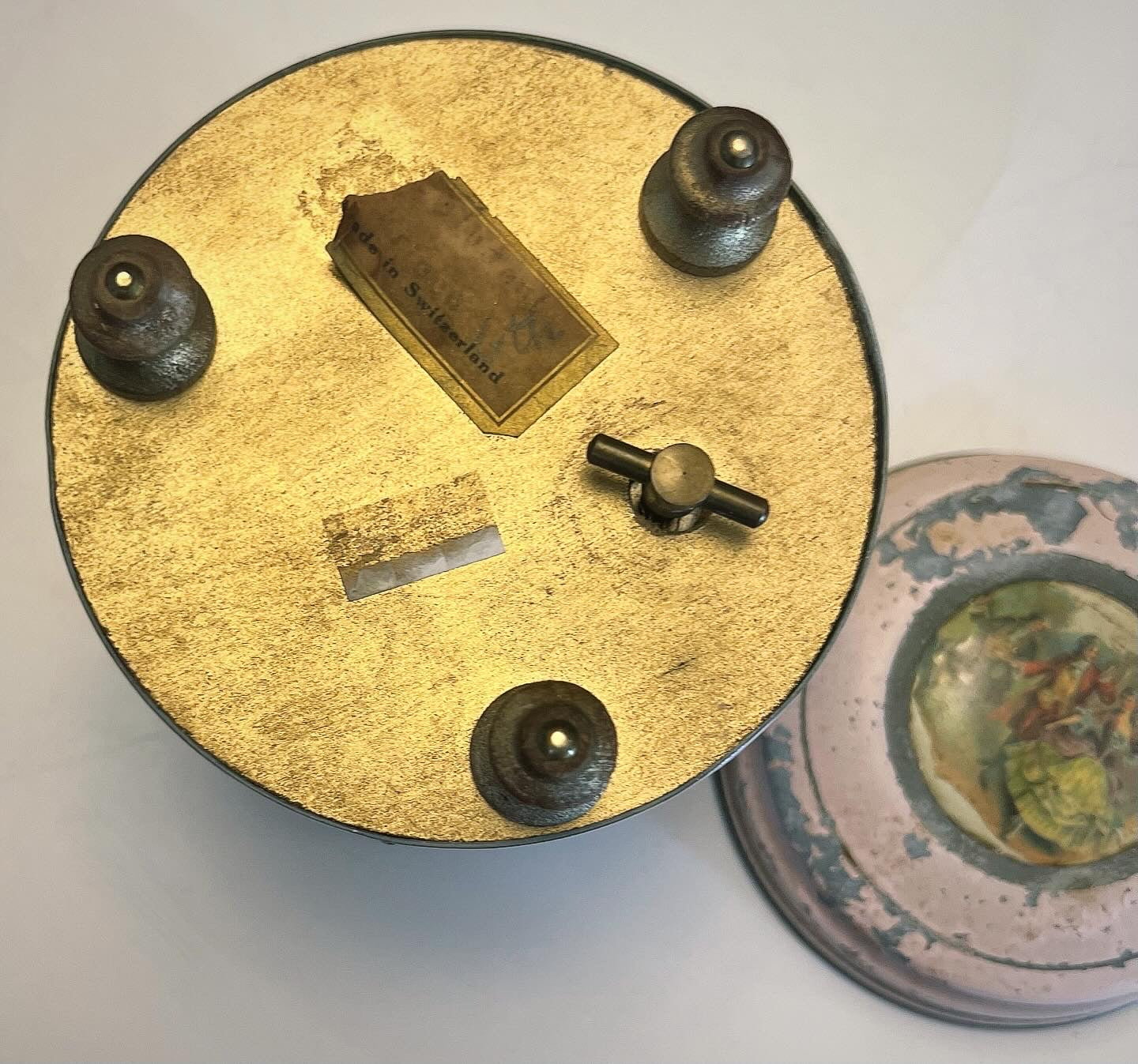 Pink Aluminum Music Powder Box