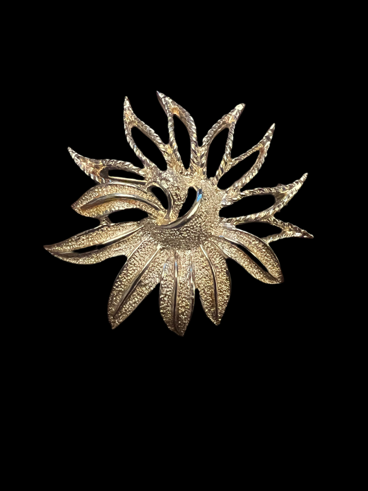 Sarah Coventry “Demi Flower” Brooch