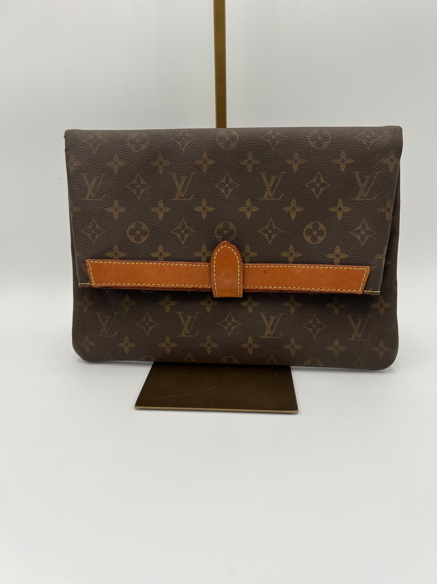 Louis Vuitton Pochette Pliante Clutch