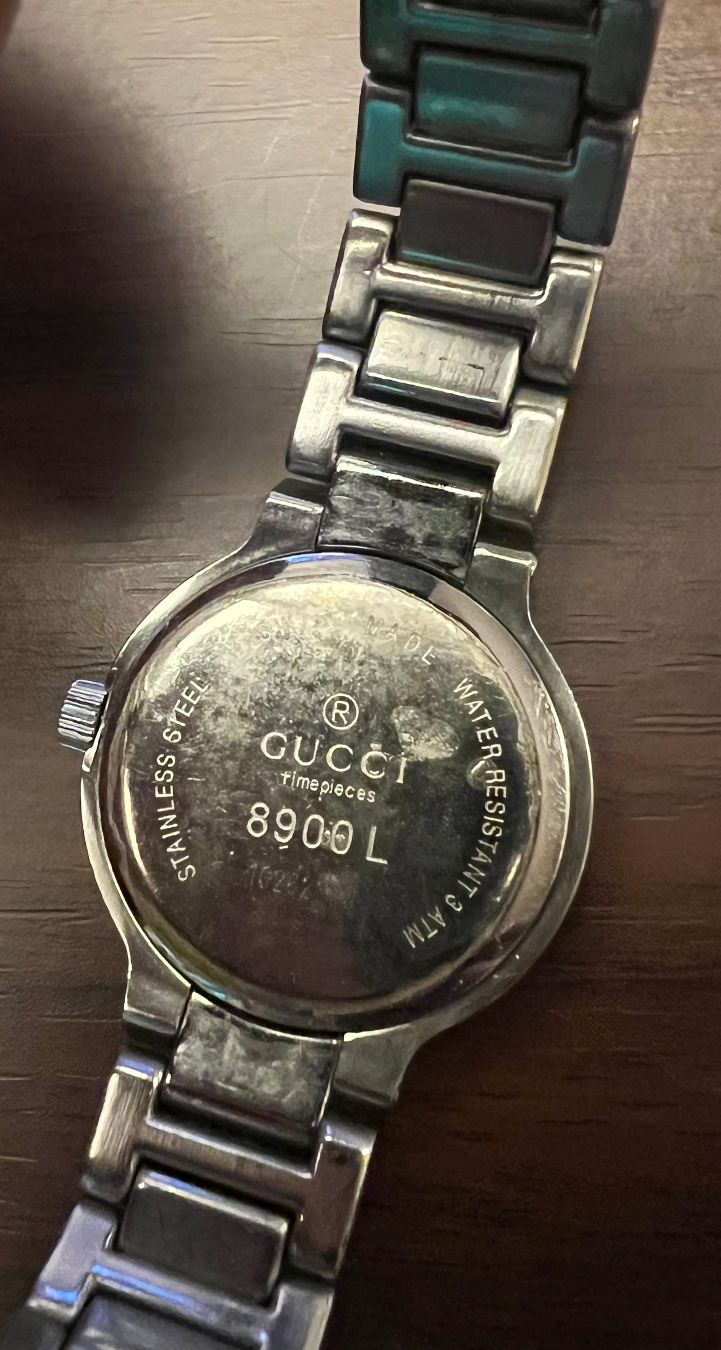 Women’s Gucci Watch 8900L 26mm