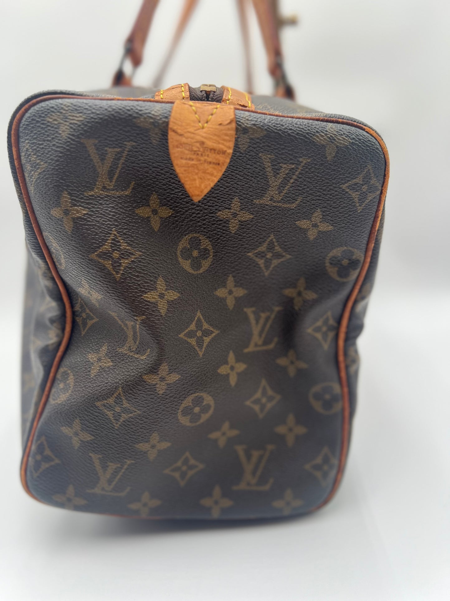 Louis Vuitton Sac Souple 35 Travel Bag